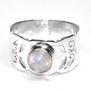 Vente en gros Bague en pierre de lune arc-en-ciel en argent sterling 925 Bijoux classiques en pierres précieuses pour anniversaire de fête de mariage - Product Image 1
