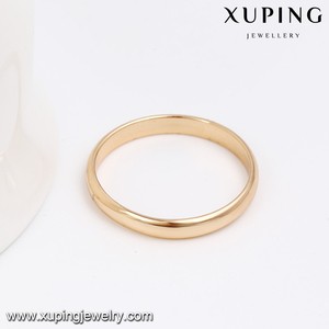 13766 Xuping 18k color oro gracioso <span class=keywords><strong>anillo</strong></span> <span class=keywords><strong>de</strong></span> <span class=keywords><strong>casado</strong></span> con diseño simple para mujeres y hombres - Product Image 3