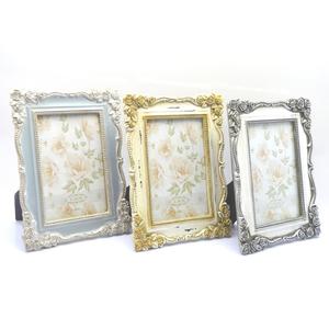 Cornice <span class=keywords><strong>Portafoto</strong></span> Ovale in Resina Oro e Argento 4x6" Fatta a Mano, Ecologica e Personalizzabile per Arredamento Casa e Tutte le Occasioni - Product Image 3