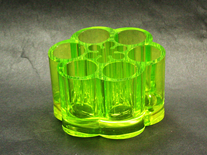 Porte-boucle d'oreille simple en forme de rectangle incliné vert - Product Image 4