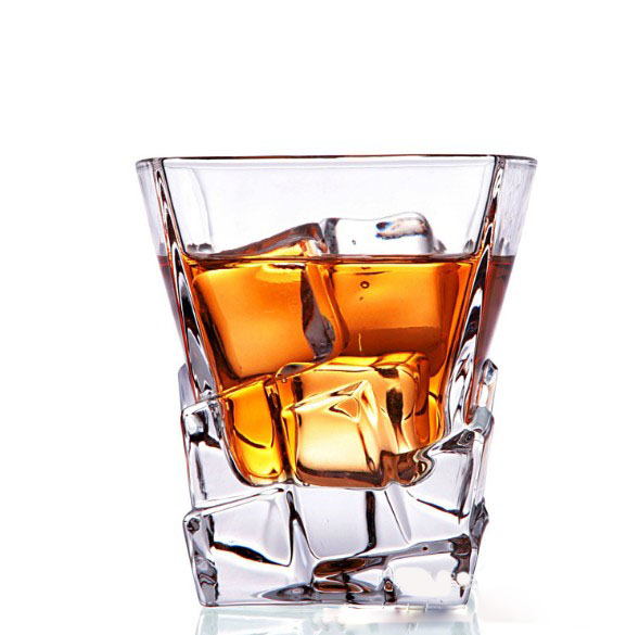 Lead-Free Whiskey Glass Set China Factory Best Selling Glass Whiskey Decanter Set