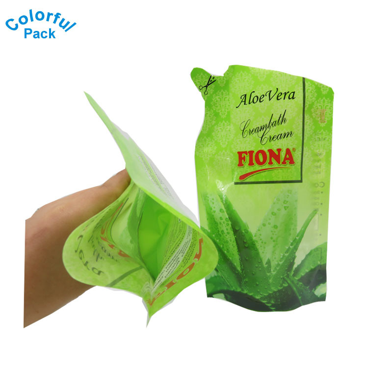 Forme personnalisée Bec Sac Plat et Stand Up Sacs écrous Doypack Poche Pour L'eau Huile De Jus Boisson
