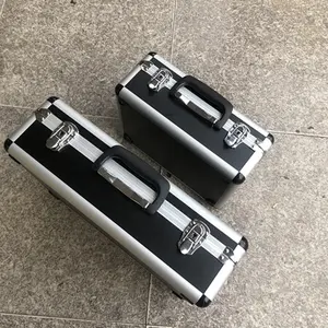 Valise en aluminium verrouillable, 1 pièce, noir, en métal avec poignée et mousse personnalisable