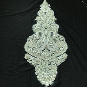 Wuku <span class=keywords><strong>abito</strong></span> da sposa in <span class=keywords><strong>pizzo</strong></span> con motivo applique patch incrostato perline collezione 2020 - Product Image 3