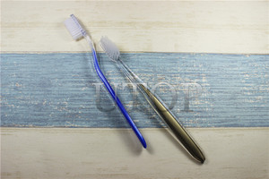 <span class=keywords><strong>Hotel</strong></span> de goma suave manejar <span class=keywords><strong>medio</strong></span> de cerdas del cepillo de dientes - Product Image 4