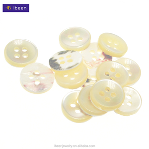 Wholesale 18L Four Holes Round China Buton Factory Trocas Shell <strong>Button</strong> - Product Image 4