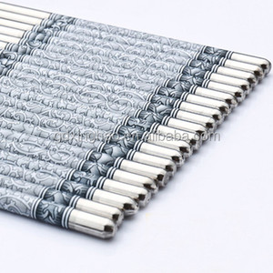 Varios Tipos <span class=keywords><strong>de</strong></span> <span class=keywords><strong>Palillos</strong></span> <span class=keywords><strong>de</strong></span> <span class=keywords><strong>Acero</strong></span> Inoxidable Repujados para Sushi - Product Image 5