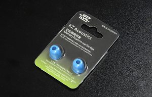 Embouts d'écouteurs <span class=keywords><strong>KZ</strong></span> 1 paire (2 pièces) Isolation phonique Embouts d'écouteurs en mousse à mémoire de forme confortables pour EDX ZSN PRO X ZS10 PRO AS16 ZEX ZSN <span class=keywords><strong>C10</strong></span> C12 - Product Image 4