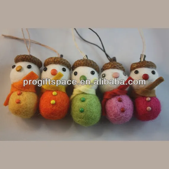 Eco friendly handmade felted acorn snowman/felt ball Santa in bulk for sale made in China