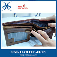FRID dompet kulit PU kasual pria kepala buaya fitur RFID penutup ritsleting dompet koin pendek laris gesper kantung koin