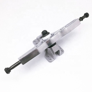 7.25 pouces 180 mm logo personnalisé impression alliage camion pour <span class=keywords><strong>longboard</strong></span> électrique skateboard peint couleur effet métal - Product Image 4