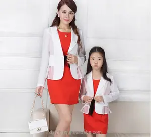 2015 corea nuova edizione madre e figlia vestito, mamma e figlia piccolo tuta sottile, manica lunga camicetta e top - Product Image 1