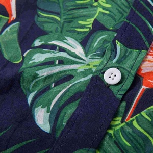 Stocklot flamingo blätter druck chinesischen männer hawaii baumwolle hemd kleidung für männer