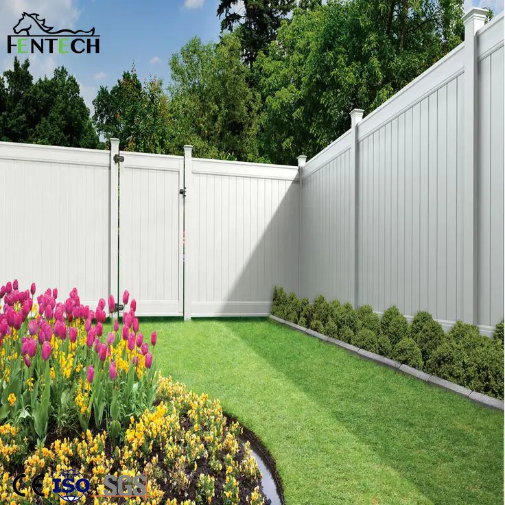 FenTech 100% معادن خام 6x8ft الأبيض الفينيل البلاستيك الخصوصية سياج لوحات الحائط ، سياج بلاستيك سلسلة