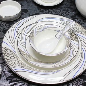 Juego <span class=keywords><strong>de</strong></span> vajilla <span class=keywords><strong>de</strong></span> cerámica turca, platos y cuencos <span class=keywords><strong>de</strong></span> porcelana personalizados para hotel - Product Image 6