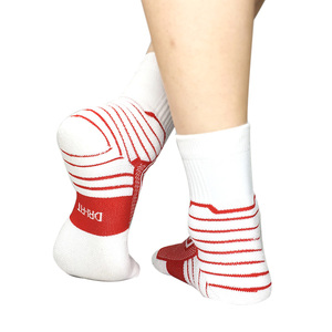 Sólida reputación de <span class=keywords><strong>la</strong></span> nave de <span class=keywords><strong>la</strong></span> gota mujeres animales brillante Calcetines de las mujeres - Product Image 2