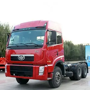 一汽重型 6x6 拖车头卡车