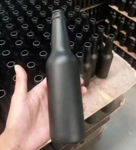 330毫升磨砂黑色玻璃瓶 500毫升琥珀色啤酒玻璃瓶与金属盖
