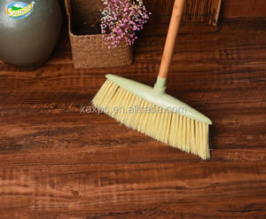 2021 Hot Selling PET Broom Head com Long Bamboo Handle Alta Qualidade Indoor Outdoor Floor Sweeper para Limpeza Doméstica - Product Image 5