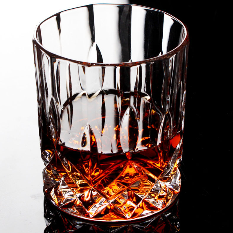 Wholesale lead free  glass whisky glass cocktail Whiskey glass cup