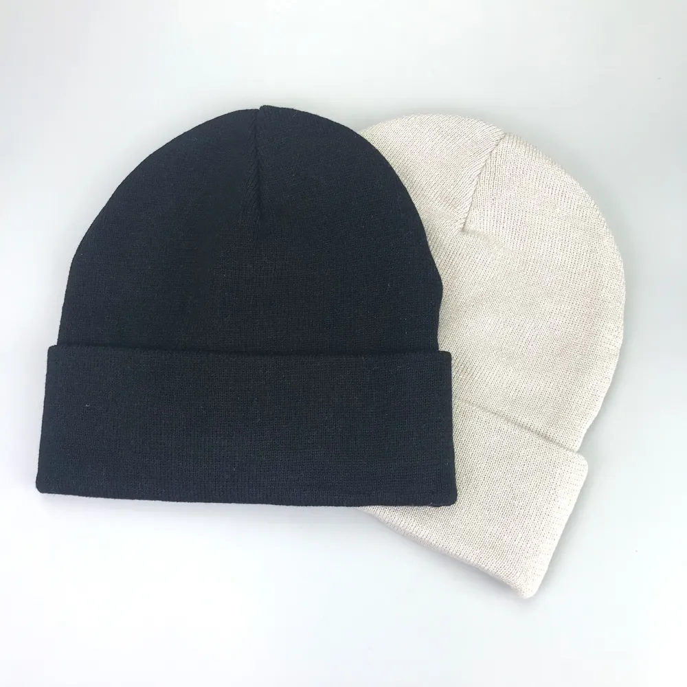 ハロウィーンのメイクアップスタイルのためのビーニーウールの冬のキャップニット帽