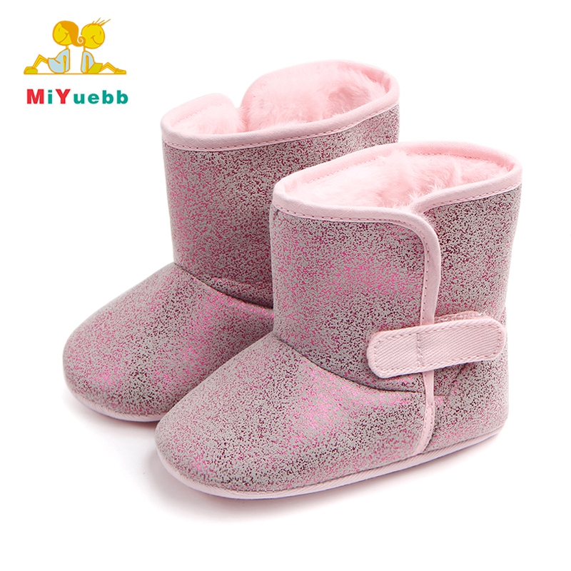 Новые зимние шикарные детские ботинки на мягкой подошве от производителя