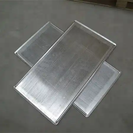 Non Stick Baking Tray Aluminum Alloy Perforated Flat Baking Pan