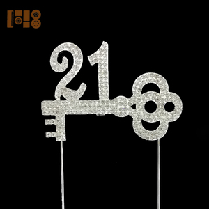 Décoration <span class=keywords><strong>de</strong></span> gâteau en forme <span class=keywords><strong>de</strong></span> <span class=keywords><strong>diamant</strong></span> numéro 21 pour anniversaire, mariage ou fête - Product Image 2