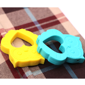 Búho mirando COLLAR COLGANTE silicona joyería para <span class=keywords><strong>mamá</strong></span> BPA libre al por mayor - Product Image 4