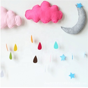 Jouets, hochets mobiles en feutre, nuage, clochette, pendentif pour berceau, décoration de chambre, cadeau d'anniversaire - Product Image 1