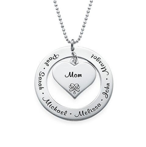 14k Banhado A Ouro Jóias Círculo Pingente Colar para Lembrança avó Presente Gravável Coração Personalizado Colar Nome Da Família