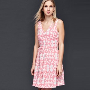 China lujo nuevo algodón Ady mujeres vestido de fiesta hermoso cuello en V sin mangas verano estilo Casual hasta la rodilla vestido tejido