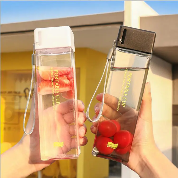 500 ml आउटडोर खेल वर्ग प्लास्टिक की पानी की बोतल रस कप