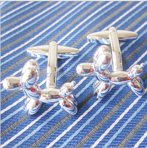 Mancuernillas Personalizadas de Metal Plateado para Hombre con Diseño de Perro para Fiesta - Product Image 1