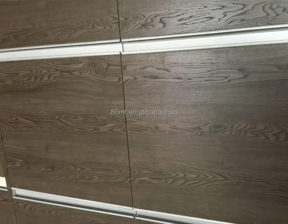 Indoor furniture kelas melamin woodgrain timbul panel mdf