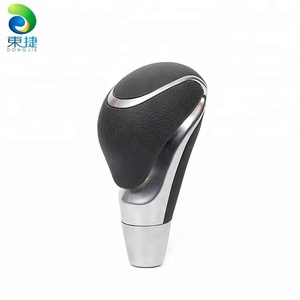 Peugeot 307 406 <span class=keywords><strong>207</strong></span> Citroen C2 C3 C4 C5 auto <span class=keywords><strong>pommeau</strong></span> - Product Image 1