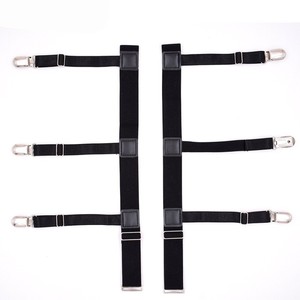 Ceinture de maintien pour chemises pour hommes avec pince de verrouillage antidérapante. Jambe repliée sur la cuisse. - Product Image 3
