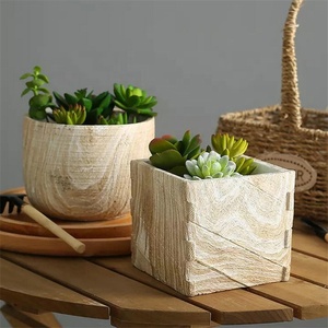 Lifelike <strong>Wood</strong> Texture <strong>square</strong> Garden Decoration Concrete Flower Pot Molds / Cement <strong>Planter</strong> for Succulent Plants - Product Image 3