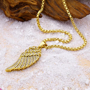 थोक लक्जरी गहने क्रिस्टल गैंडा स्टेनलेस स्टील सोने की प्लेटेड एंजेल पंख पेलेंट हार - Product Image 4
