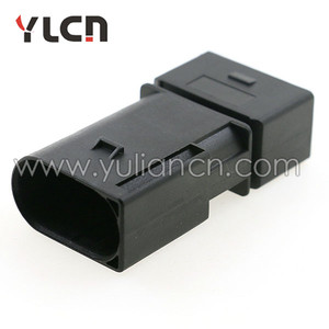 Aplicación y Despojado de Extremo macho Tipo 3pin pbt gf20 para conector eléctrico - Product Image 1