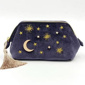 <span class=keywords><strong>Bolsa</strong></span> <span class=keywords><strong>de</strong></span> Cosméticos <span class=keywords><strong>de</strong></span> Terciopelo con Diseño Personalizado <span class=keywords><strong>de</strong></span> Estrellas y Luna, con Borla, Diseño Bordado, <span class=keywords><strong>Bolsa</strong></span> <span class=keywords><strong>de</strong></span> Cosméticos <span class=keywords><strong>de</strong></span> Moda <span class=keywords><strong>para</strong></span> <span class=keywords><strong>Niñas</strong></span> - Product Image 2