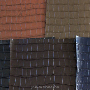 Pelle Sintetica con Motivo Coccodrillo per Scarpe da Uomo e Borse da Donna, Design alla Moda - Product Image 1