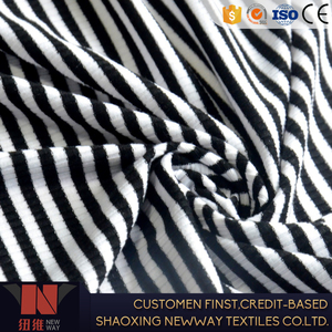Tissu tricoté jacquard à rayures, trame <span class=keywords><strong>noir</strong></span> et blanc, textile pour <span class=keywords><strong>t</strong></span>-<span class=keywords><strong>shirt</strong></span> et robe, pull, livraison gratuite - Product Image 3