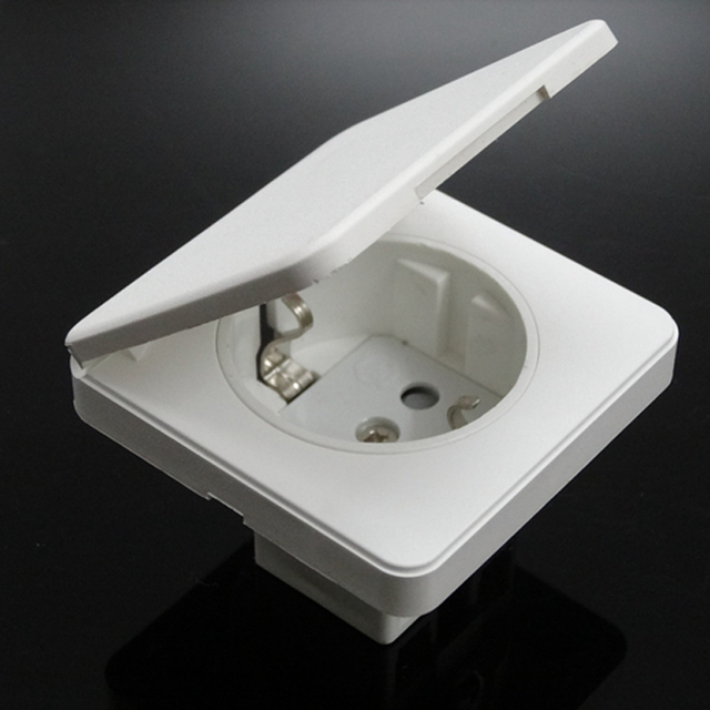 Waterproof Socket Mounted Socket Outlet Plug Poland Custom-made Color Sweden Waterproof Wall Socket Standard Grounding