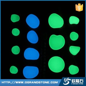 Màu xanh lá cây chiếu sáng pebble stones glow in the dark đá ốp lát đầy màu sắc glow đá - Product Image 5