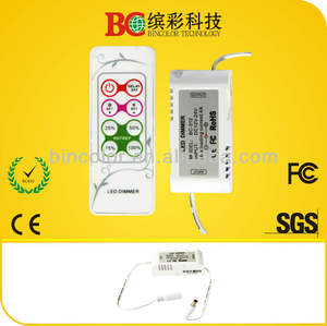 años 3 12v garantía de control remoto de <span class=keywords><strong>rf</strong></span> de un solo color led atenuador - Product Image 1