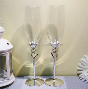 Zartes hand geschnittenes Champagner glas Exklusive Glaswaren Persönliches Geschenk mund geblasenes Champagner glas