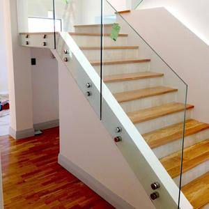 Types de rampes d'<span class=keywords><strong>escalier</strong></span> en verre <span class=keywords><strong>avec</strong></span> accessoires de fixation - Product Image 1