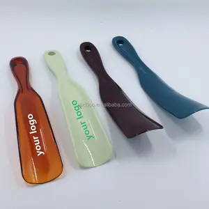 Longue corne de chaussure en plastique, impression de logo télescopique bon marché