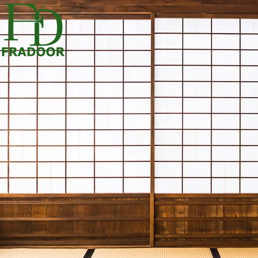 Posição do pátio exterior japonês shoji deslizante porta de madeira